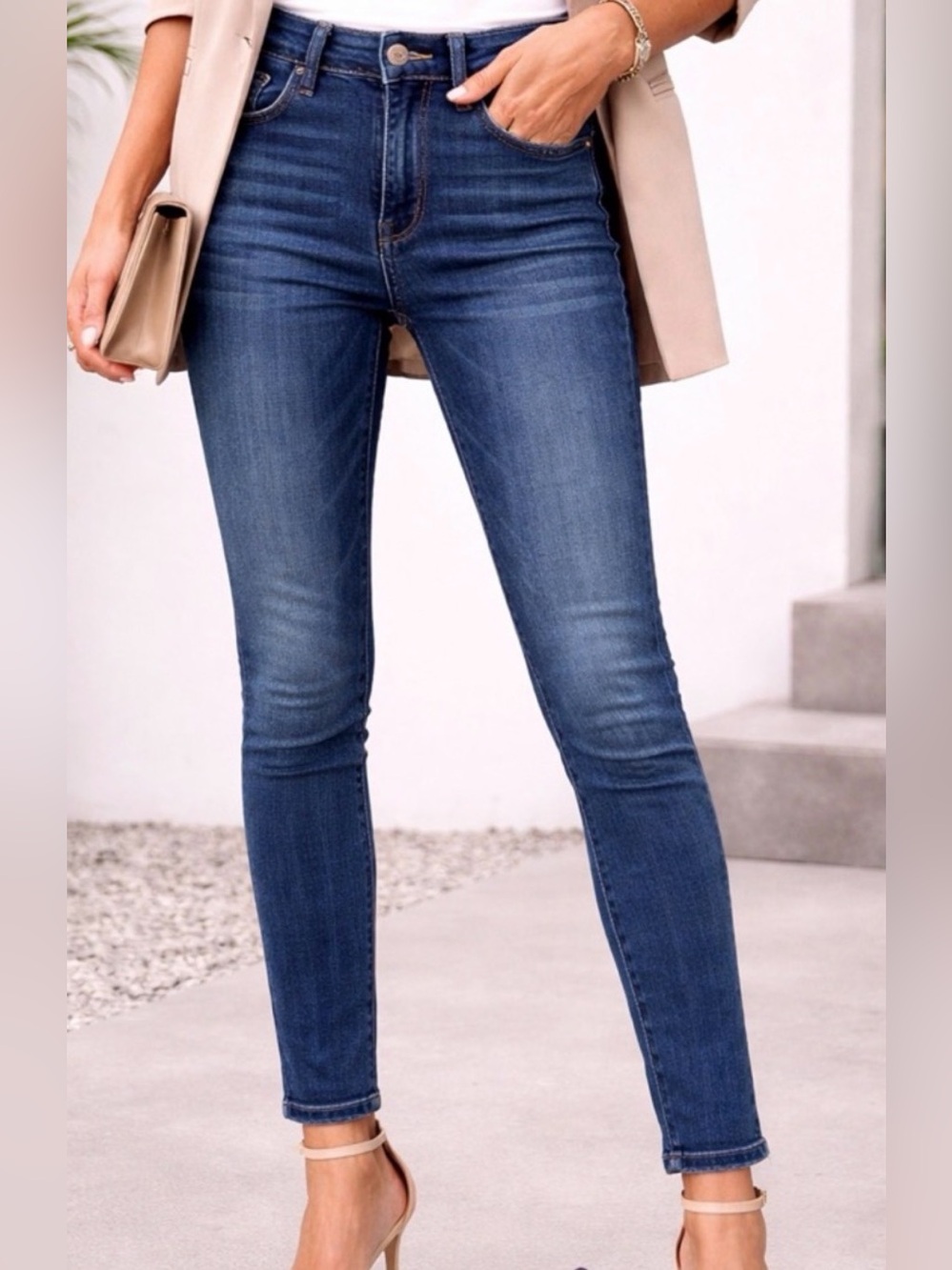 Vigoss jagger skinny classic fit dark wash size 27
